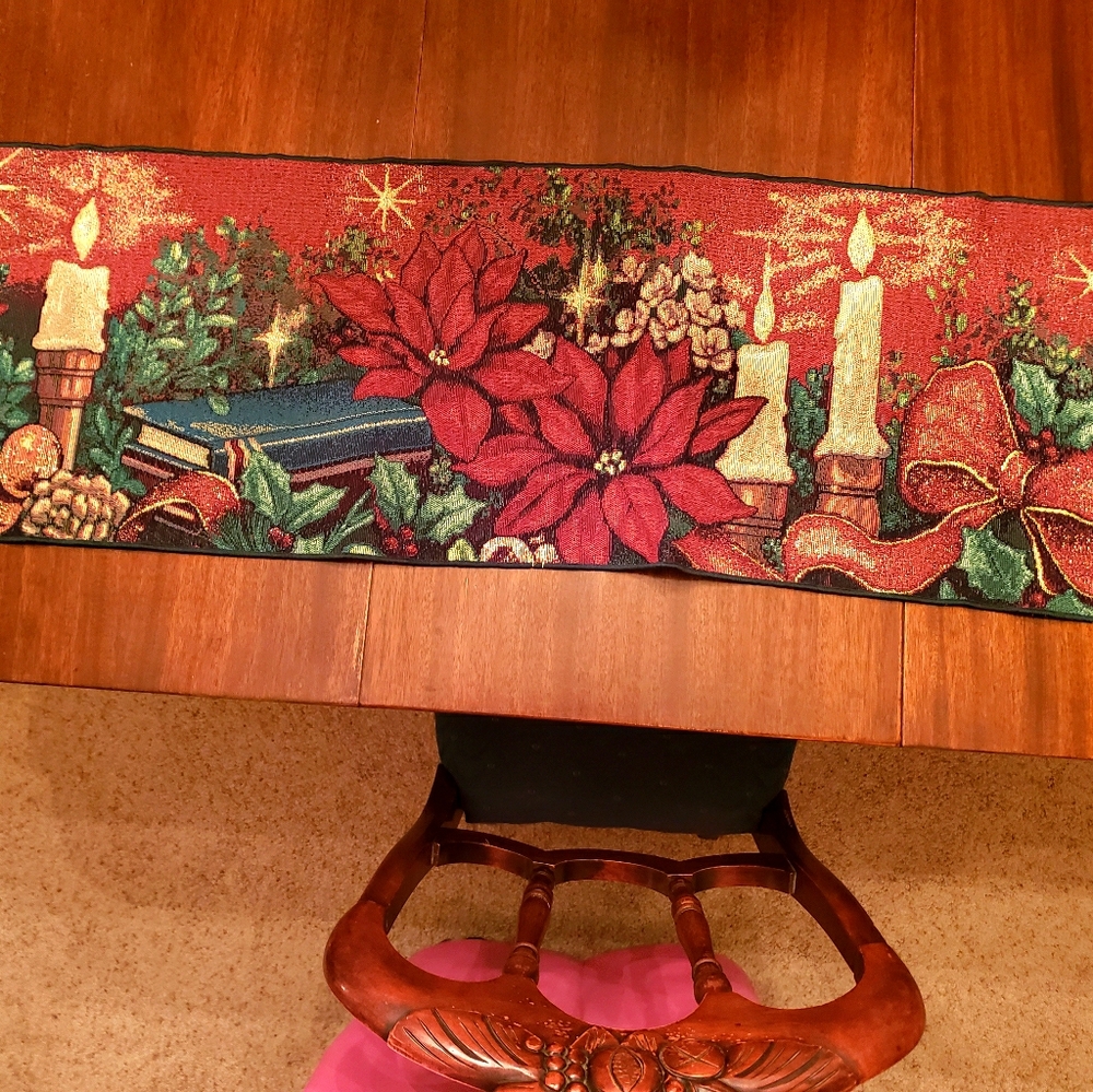 Vintage Christmas Table Runner